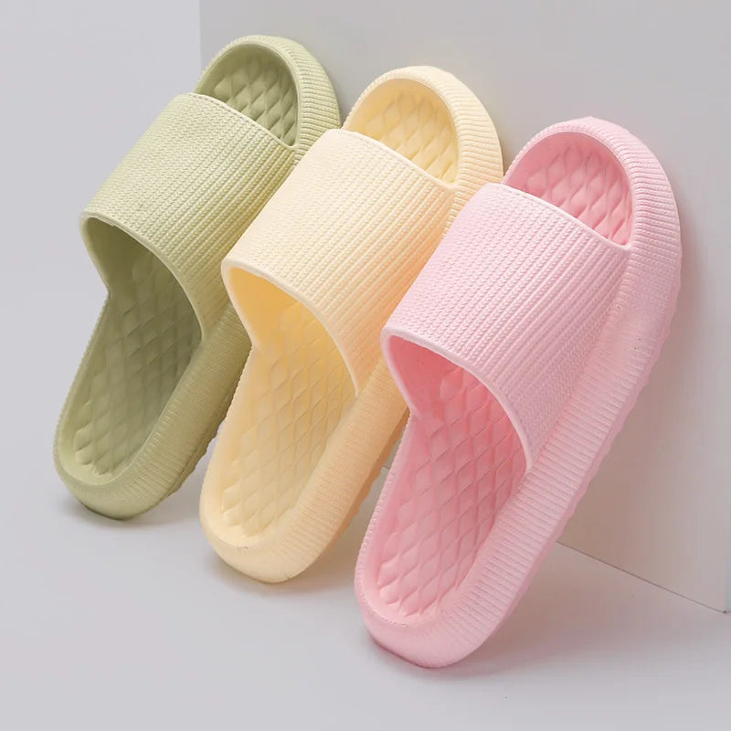 Pantoufles pour femmes - Claquettes plateforme épaisses (tongs)