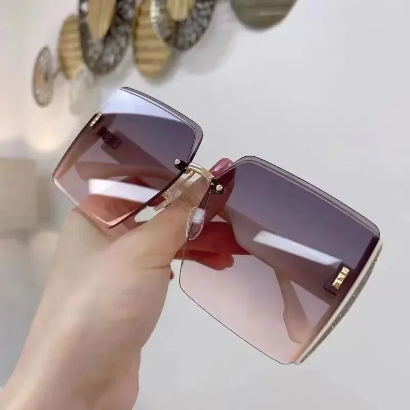Women's Sunglasses: Stylish Retro Gradient Glasses