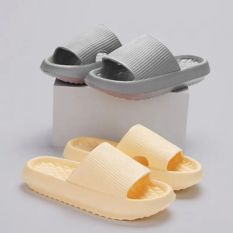 Pantoufles pour femmes - Claquettes plateforme épaisses (tongs)