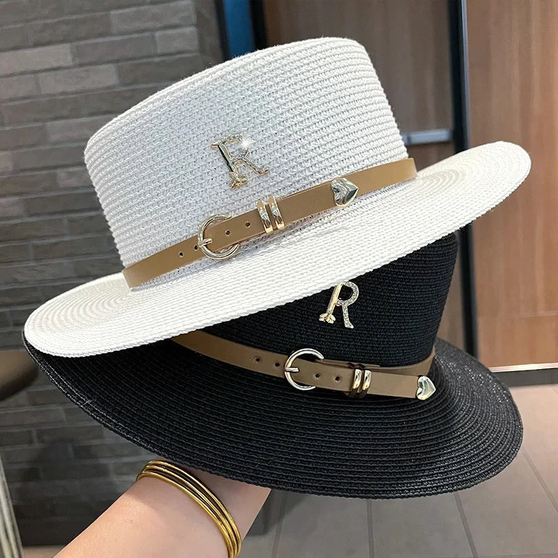 Chapeau de soleil en paille tendance pour l'été (en promotion) - Offre à durée limitée