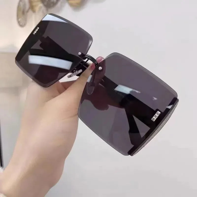Women's Sunglasses: Stylish Retro Gradient Glasses